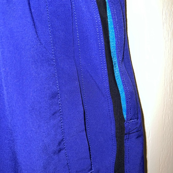 Lululemon Pace Breaker Short - Picture 2 of 13